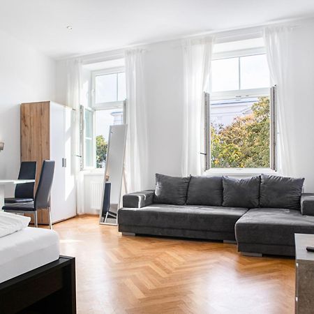 Superb 7Br Shared Apartment- Near Hauptbahnhof Wien Exterior foto