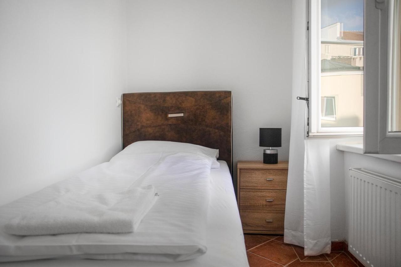 Superb 7Br Shared Apartment- Near Hauptbahnhof Wien Exterior foto