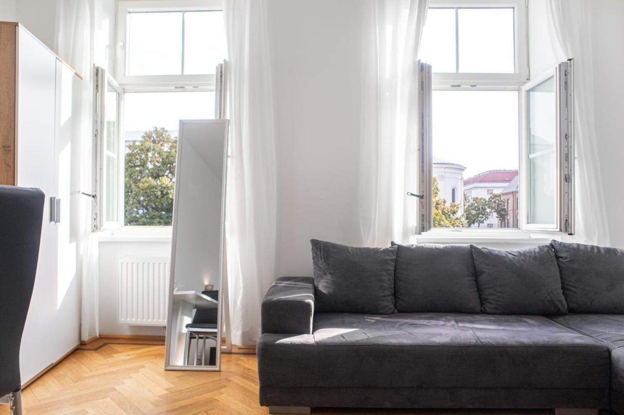 Superb 7Br Shared Apartment- Near Hauptbahnhof Wien Exterior foto