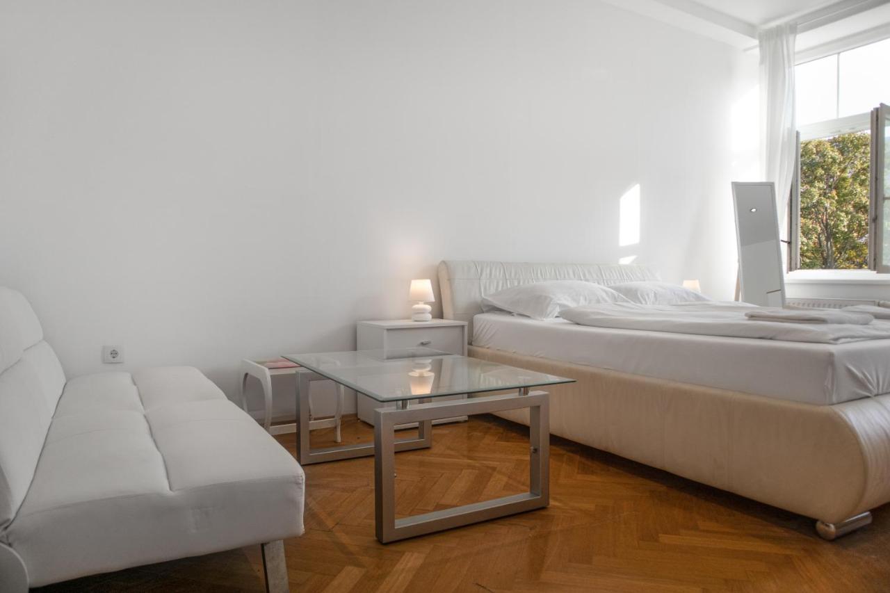 Superb 7Br Shared Apartment- Near Hauptbahnhof Wien Exterior foto
